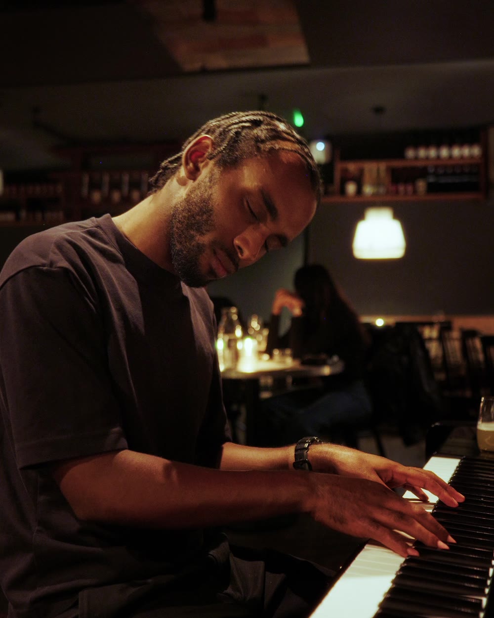 Judah Daniels at the piano at Mu, Dalston